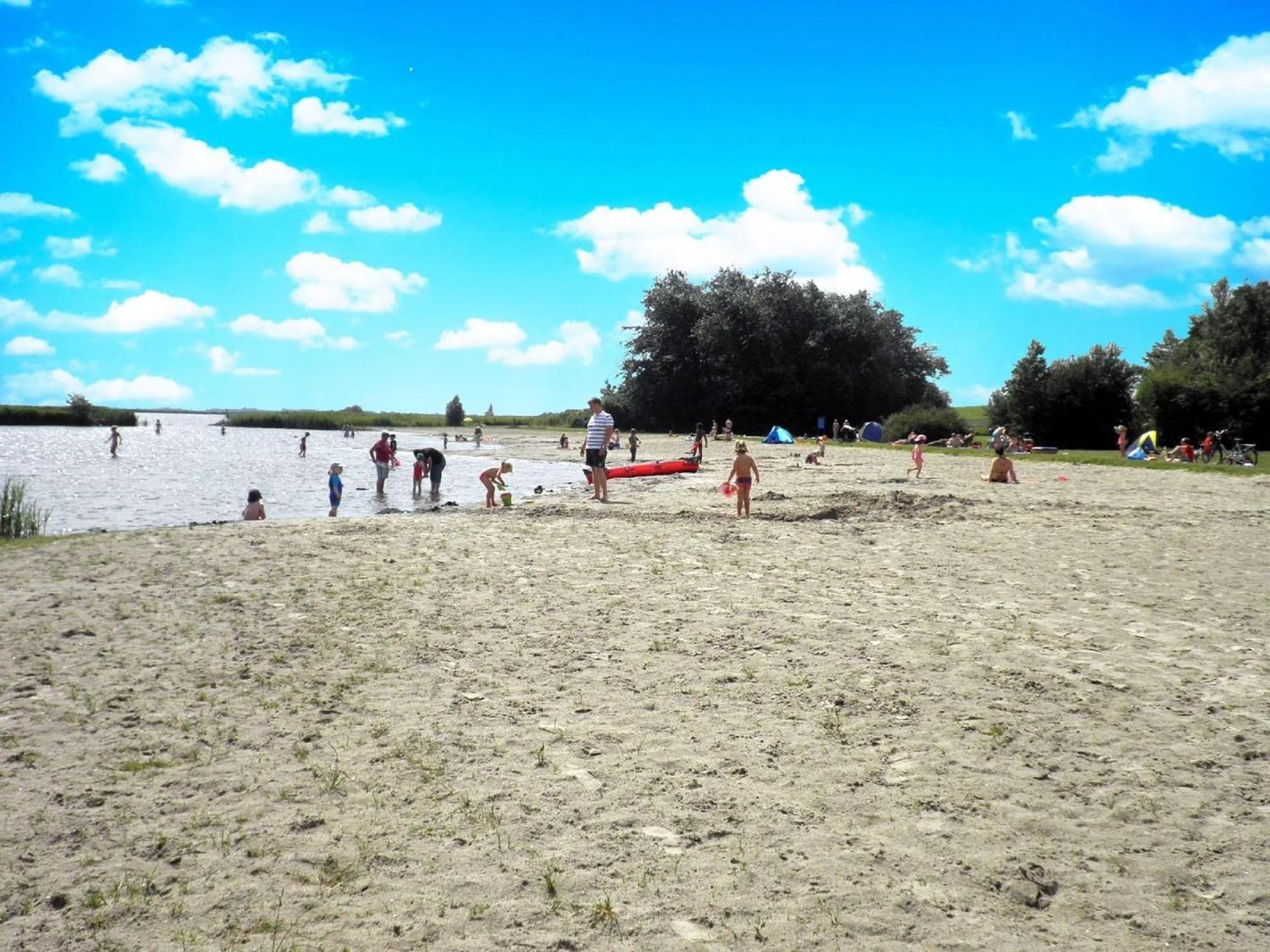 Lakeview 6 Pers Holiday Home Aurora With Fenced Garden, Whirlpool And Sauna Anjum Exterior photo